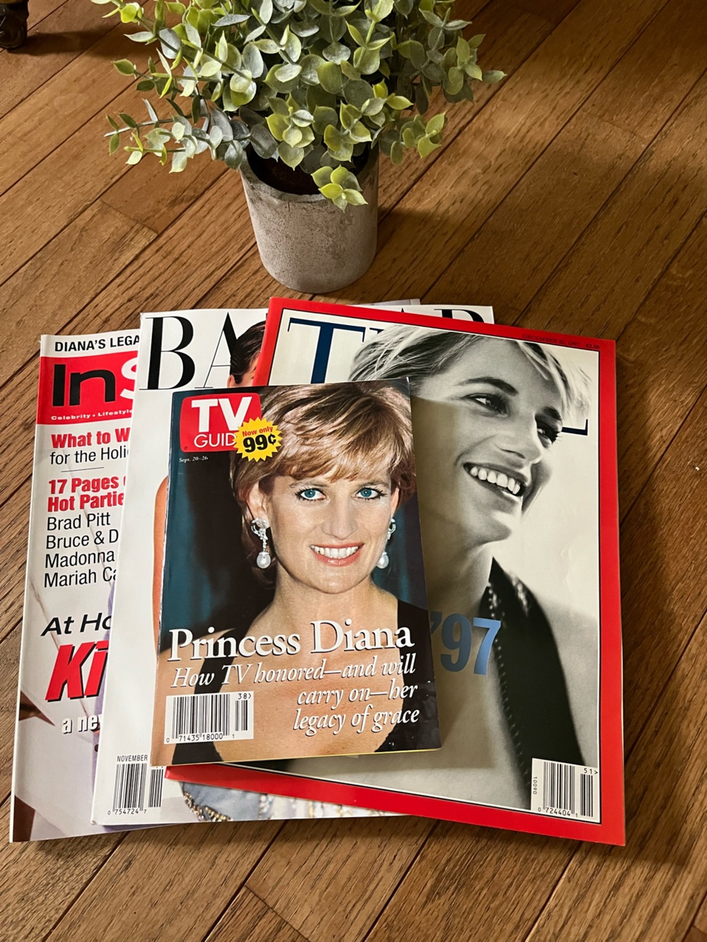 Princess Diana TV Guide & Magazine Lot -